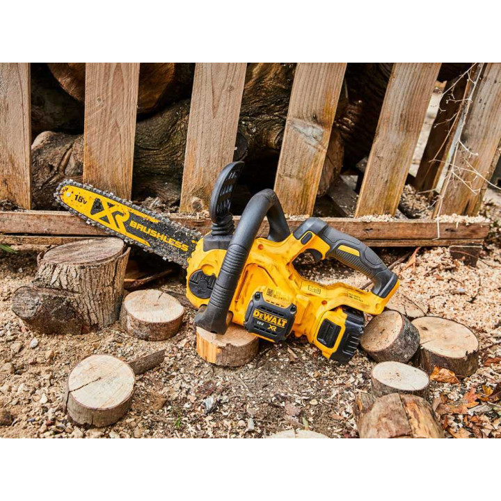 ELETTROSEGA BATTERIA DCM565P1-QW C-LAMA CM. 30 'DEWALT'