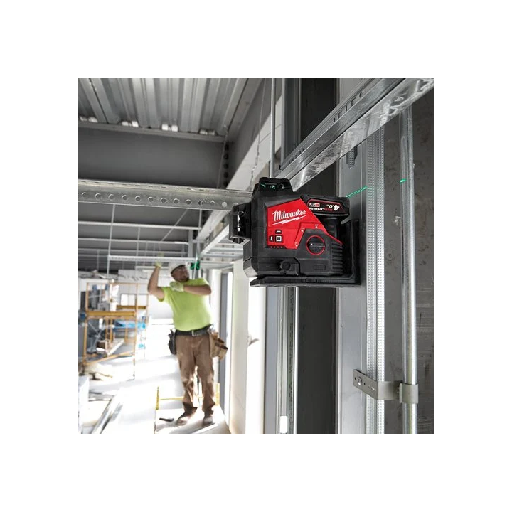 LIVELLA LASER VERDE 'MILWAUKEE' M12 3PL-401C