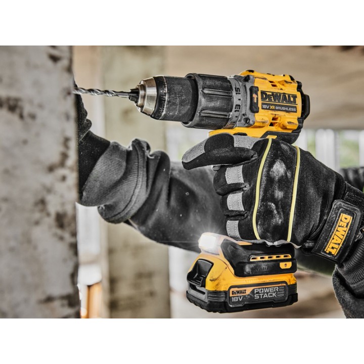 TRAPANO BATTERIA AVV. PERCUSSIONE 18V DCD805NT-XJ 'DEWALT'