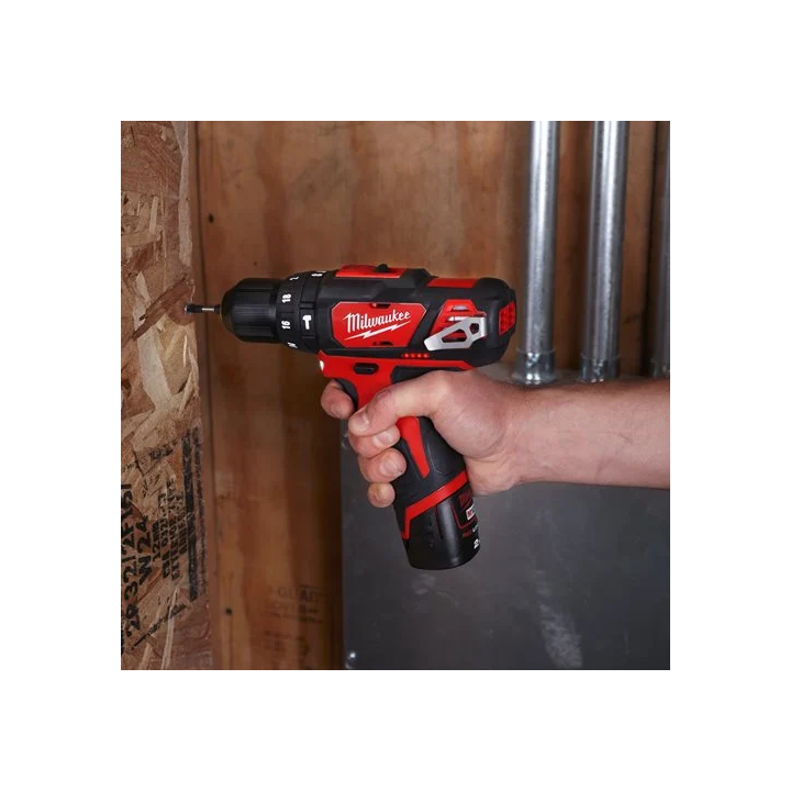 TRAPANO BATTERIA AVVITATORE PERCUSSIONE M12 BPD-202C 'MILWAUKEE'