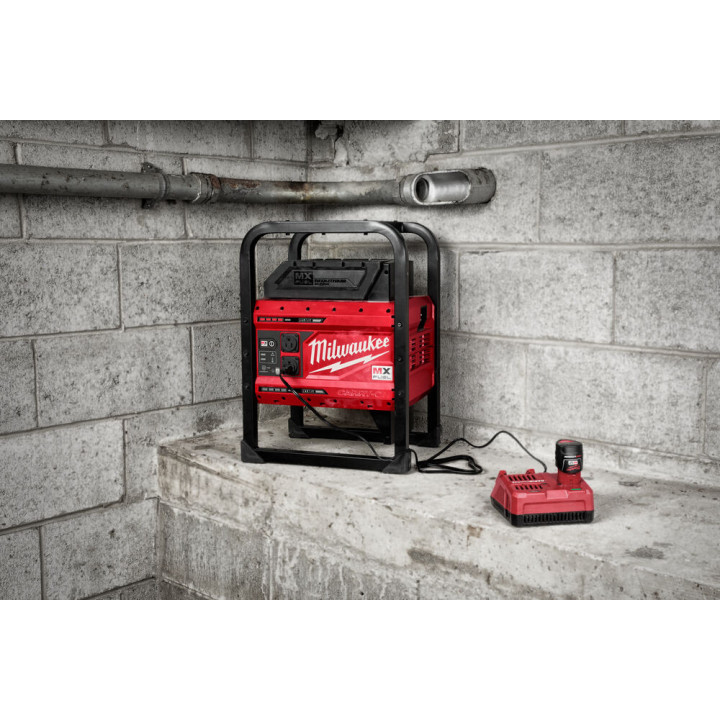 GENERATORE ELETTRICO 2XBATTERIA MXF PS-602 MX FUEL 'MILWAUKEE'